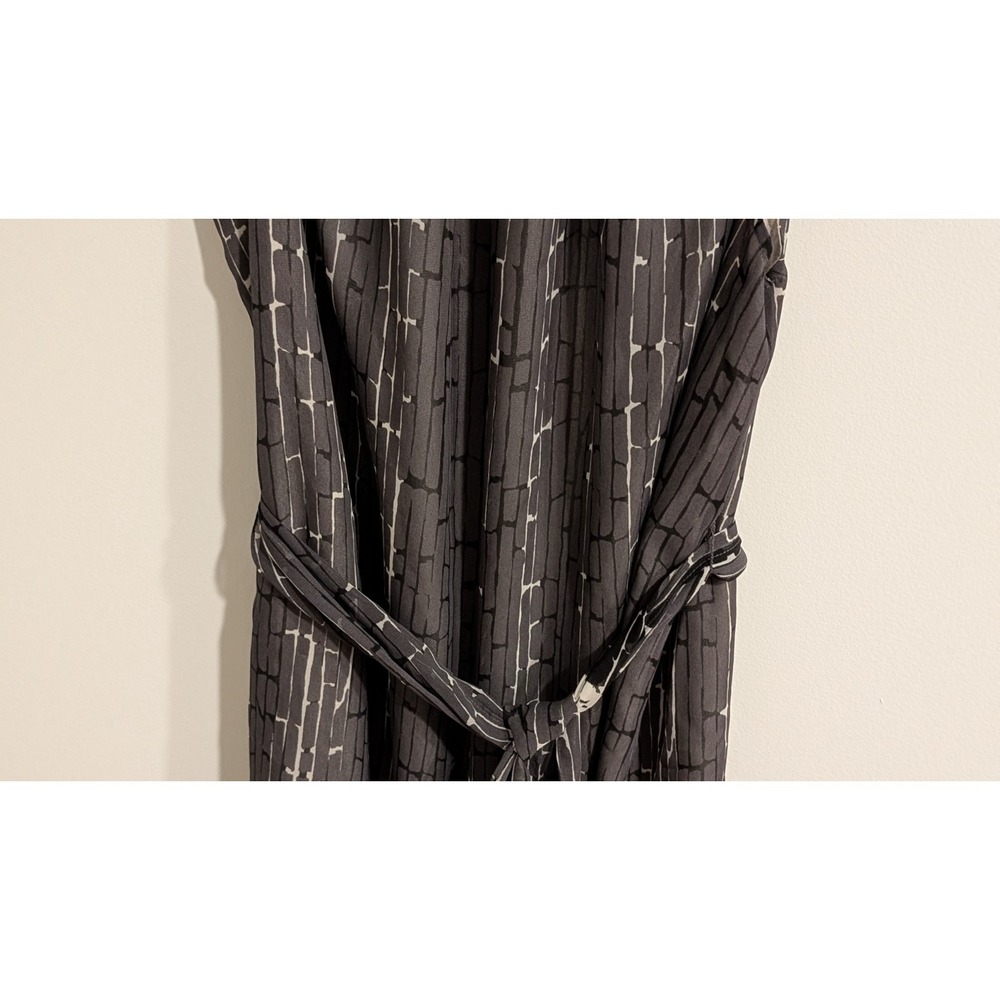 Maternity Belted Shift Dress Sleeveless by A Pea In The Pod, Gray, Size L - Picture 3 of 14